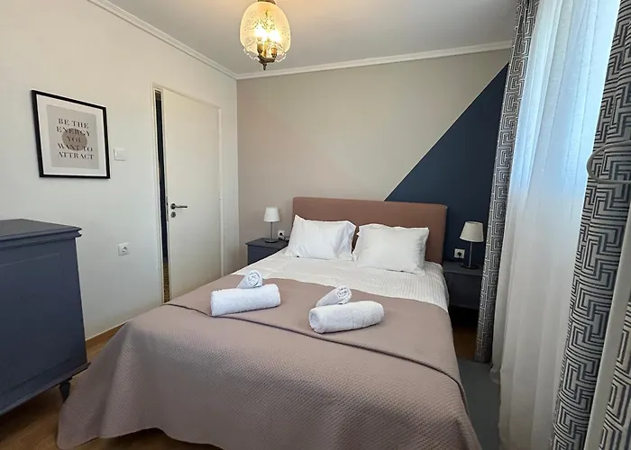 Apartment Blue Pines