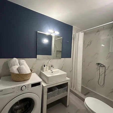 Blue Pines * סלוניקי